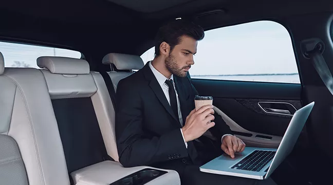 Limo service Mercedes